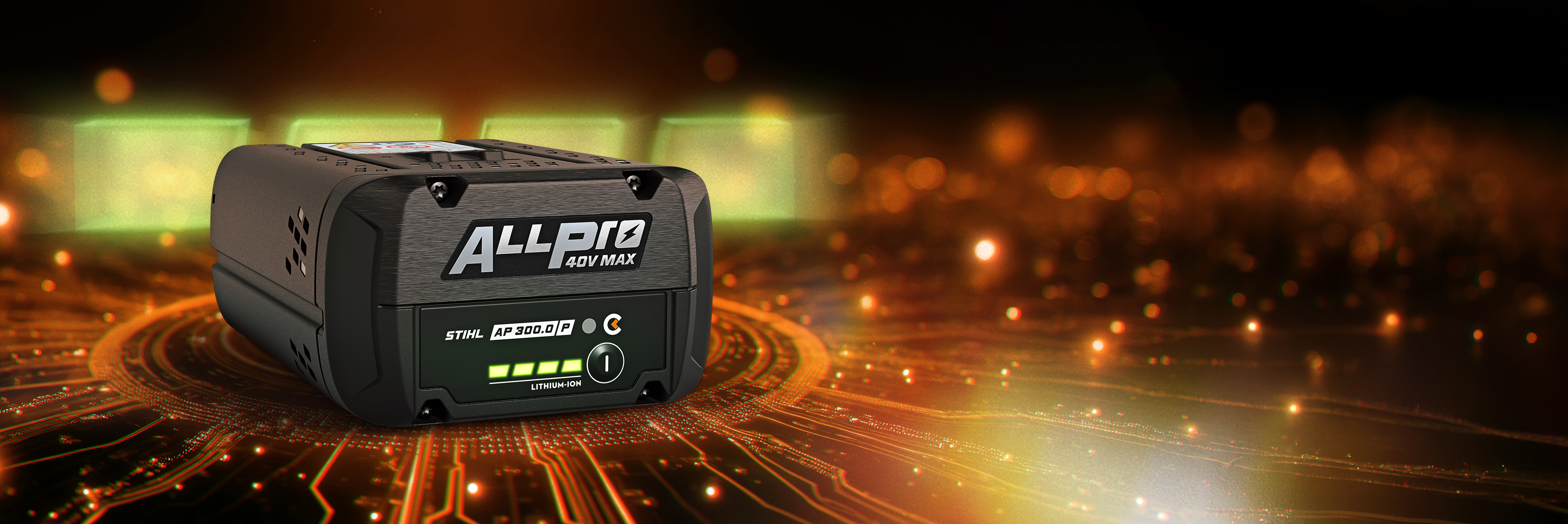 Batteria STIHL ALLPRO AP 300 P C su uno sfondo di circuito luminoso con il logo della batteria STIHL nell'angolo.